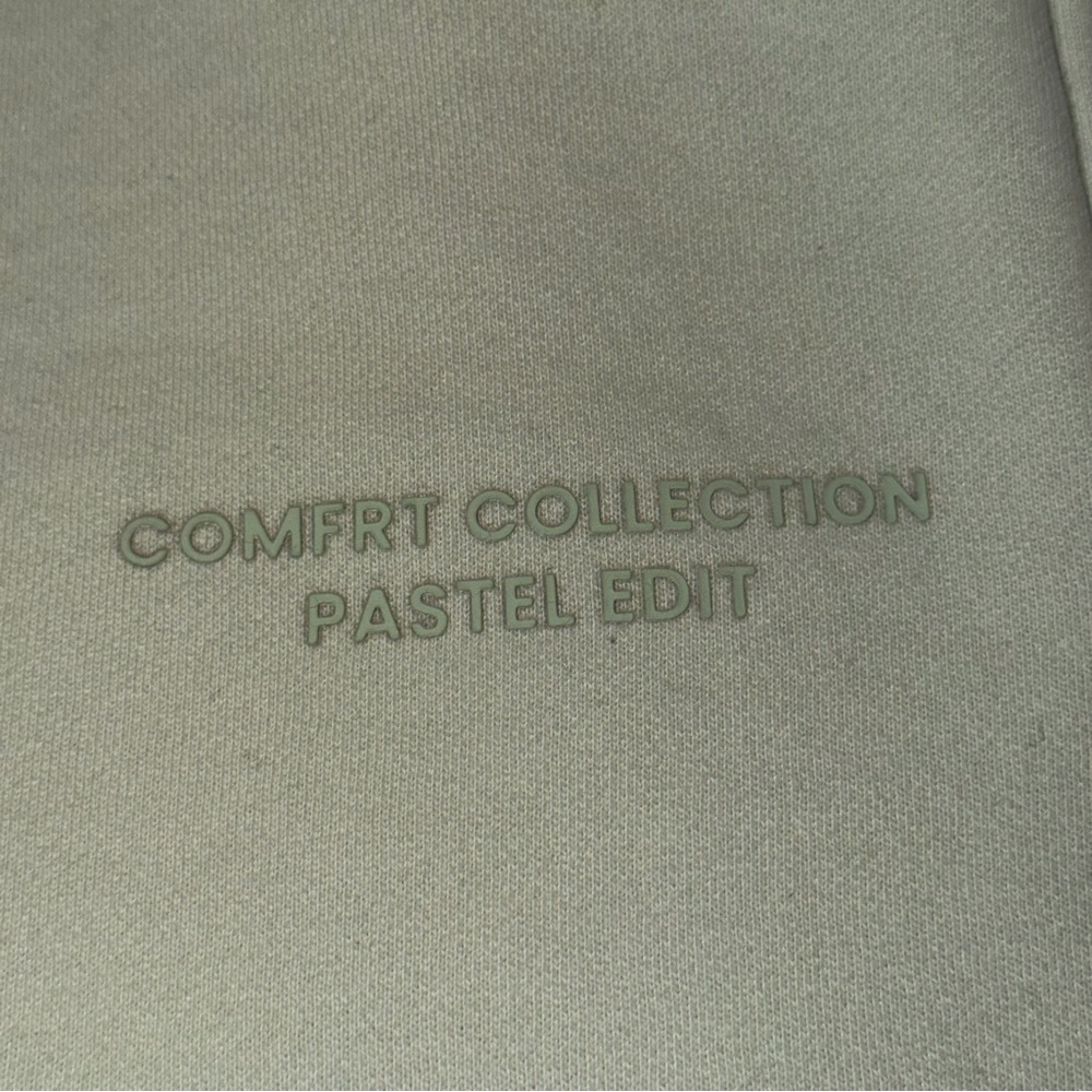 Comfrt Pastel Mint Sweatpants - Picture 3 of 7